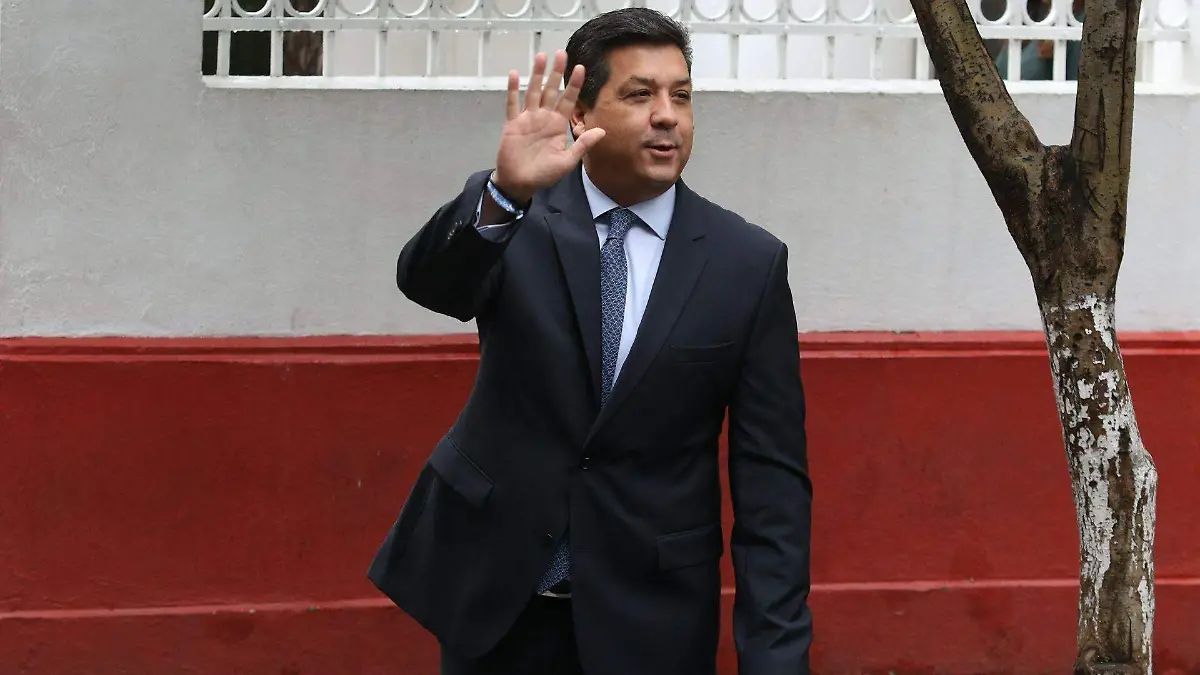 Cabeza de Vaca acusa que huachicol fiscal operó con conocimiento de Palacio Nacional