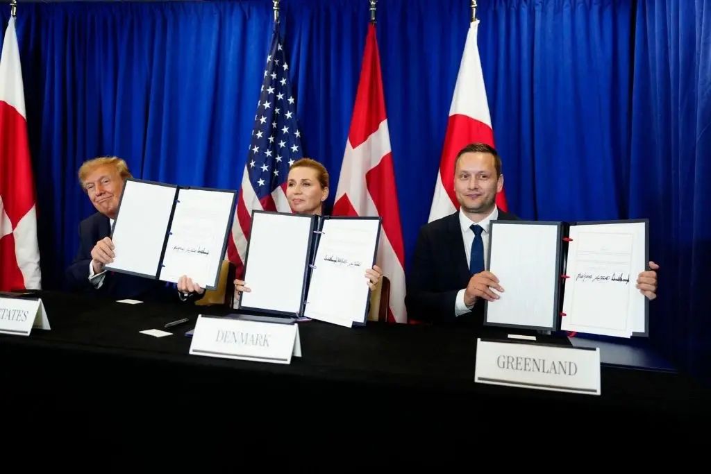 EE.UU. firma pacto con Groenlandia y Dinamarca para construir dos bases militares