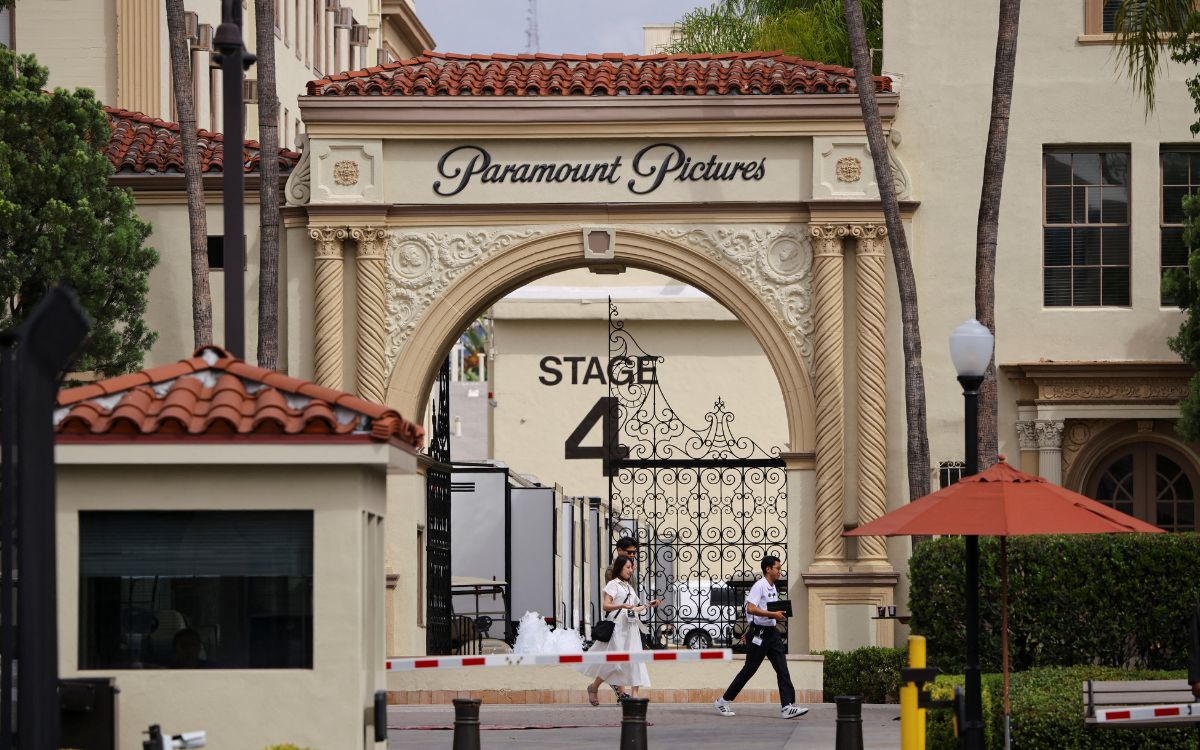 Paramount y Warner Bros. avanzan hacia una megafusión tras acuerdo con estados de EU